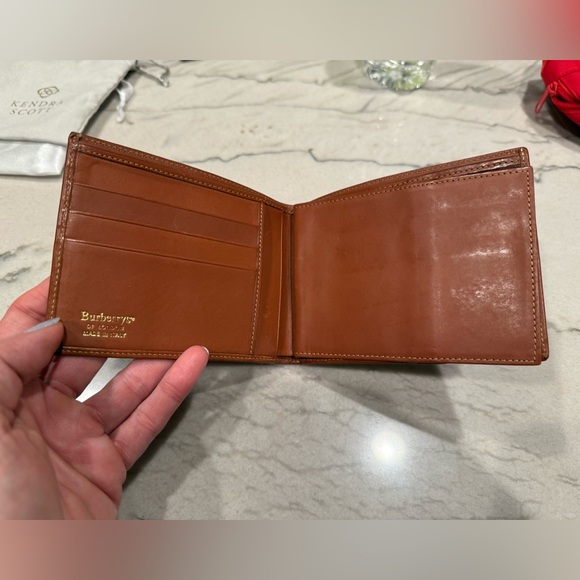 Authentic Brurberry Vintage Bifold Wallet in Haymarket Check - Picture 13 of 16